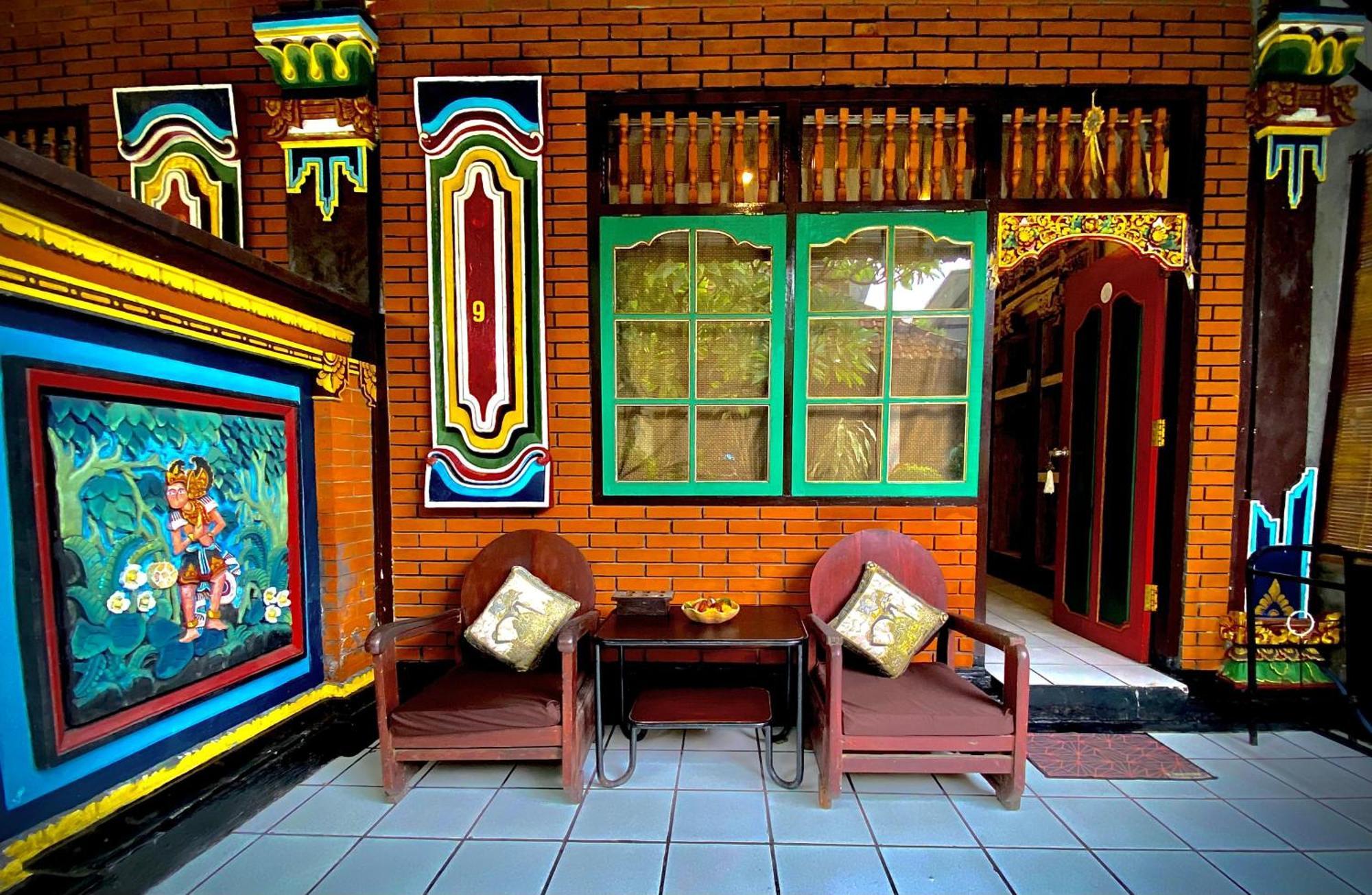 होटल Binaria Museum Lovina (Bali)