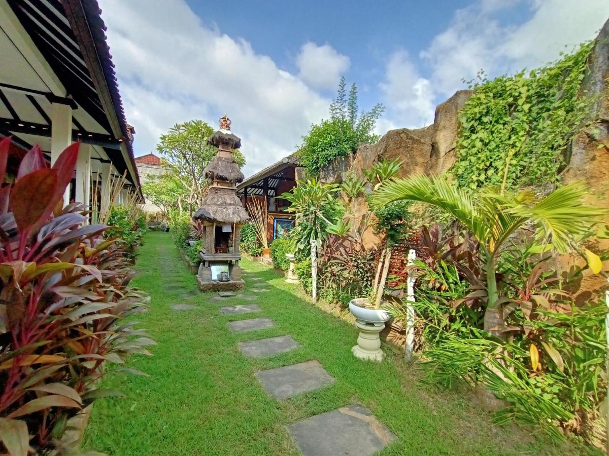 Binaria Museum Hotel Lovina